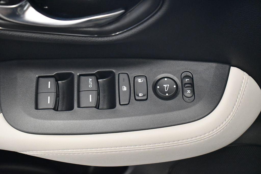 new 2026 Honda HR-V car, priced at $28,505