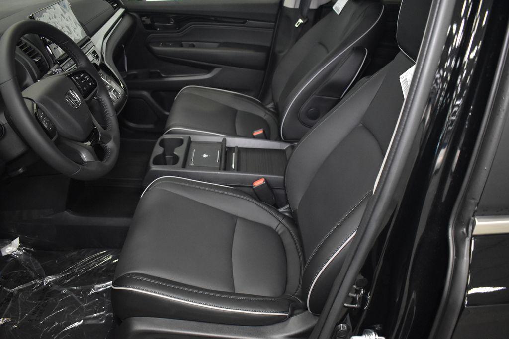 new 2026 Honda Odyssey car, priced at $45,740