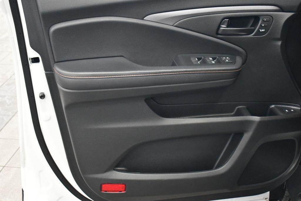 used 2023 Honda Passport car, priced at $35,550