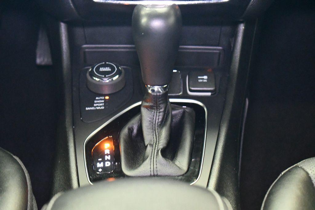 used 2023 Jeep Cherokee car, priced at $21,950