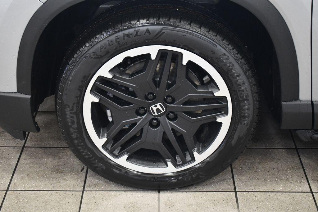 new 2026 Honda Pilot car, priced at $51,885