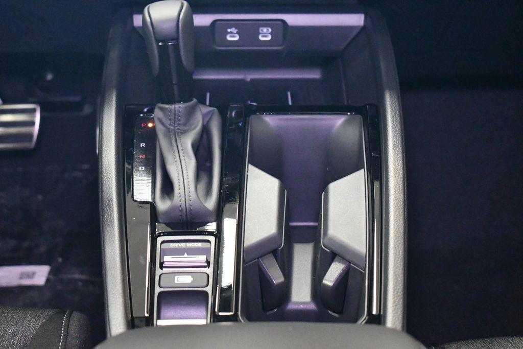 new 2026 Honda Accord Hybrid car, priced at $33,740