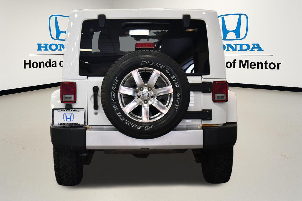 used 2015 Jeep Wrangler Unlimited car, priced at $17,550