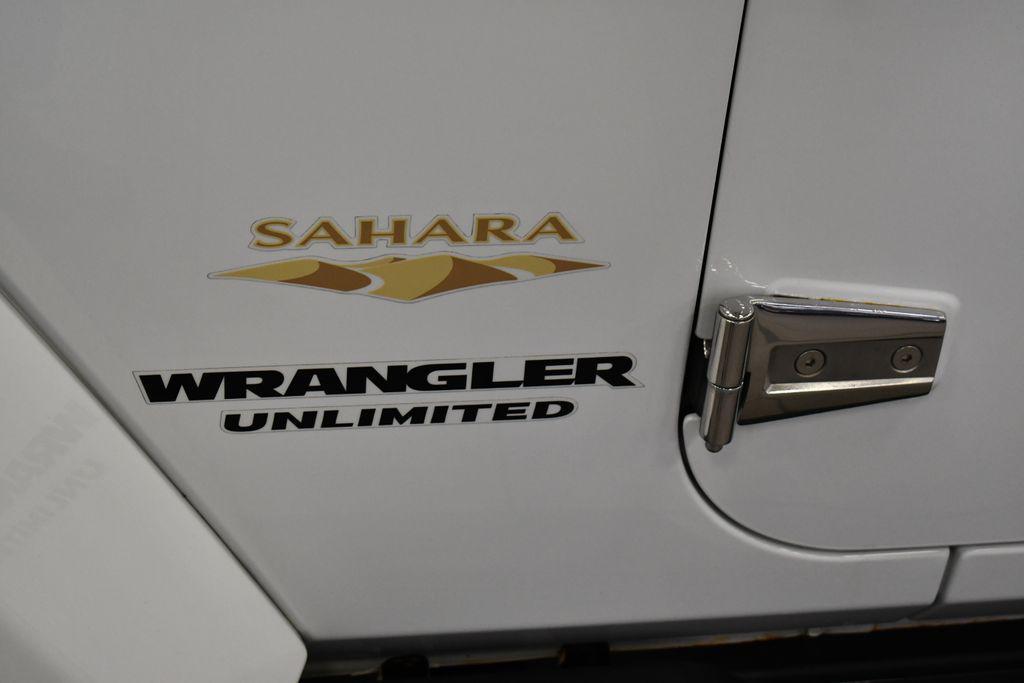 used 2015 Jeep Wrangler Unlimited car, priced at $17,550