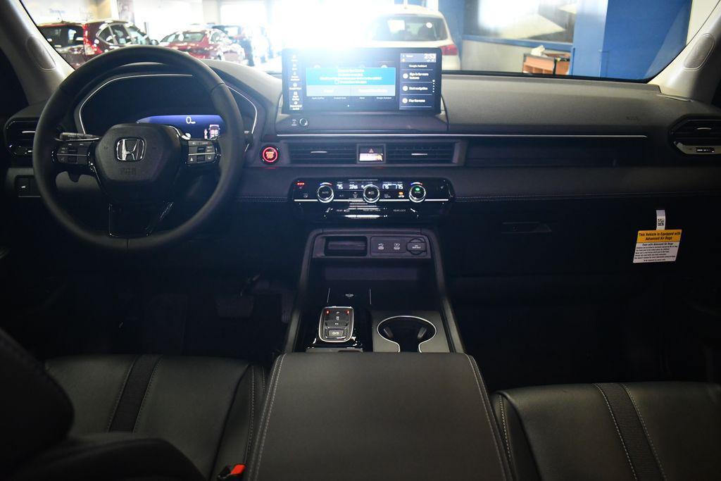 new 2026 Honda Pilot car, priced at $45,590