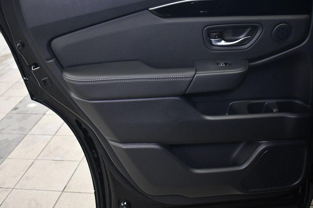 new 2026 Honda Pilot car, priced at $45,590