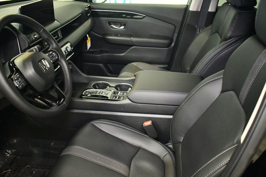 new 2026 Honda Pilot car, priced at $45,590
