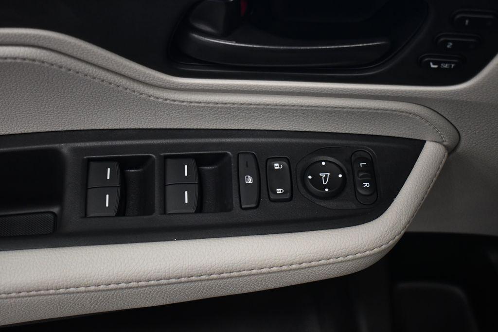 new 2026 Honda Odyssey car, priced at $44,290