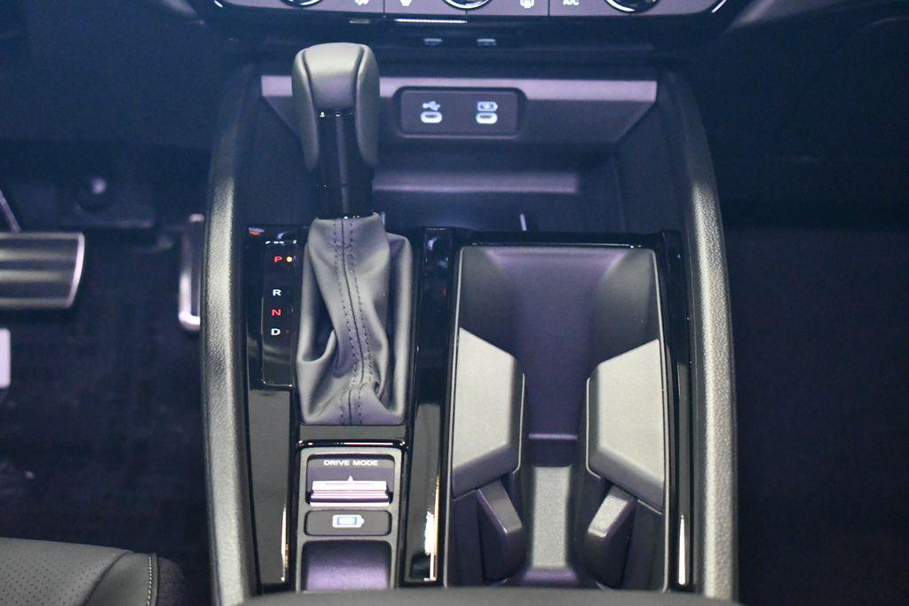 new 2026 Honda Accord Hybrid car, priced at $37,145