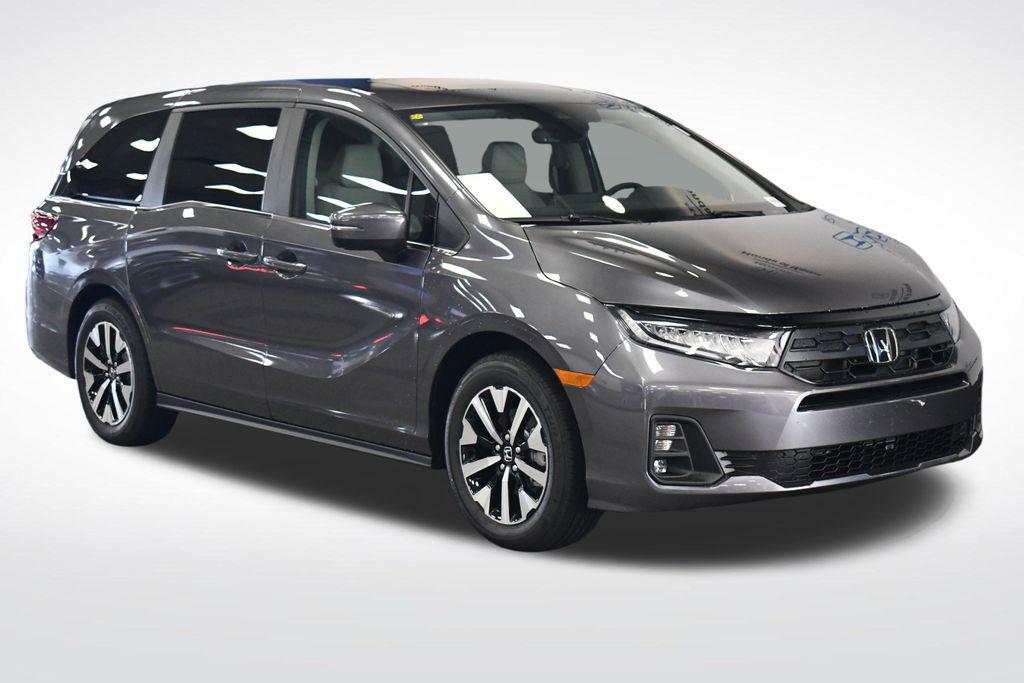 new 2026 Honda Odyssey car, priced at $42,435