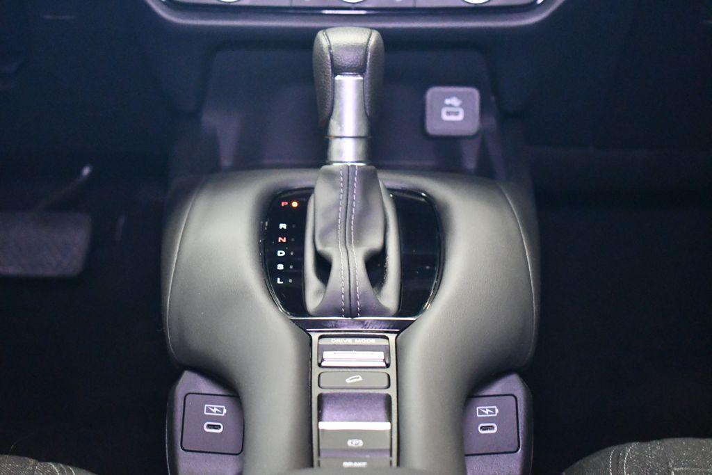 used 2025 Honda HR-V car, priced at $25,550