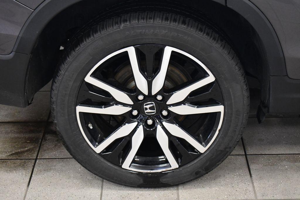 used 2020 Honda Pilot car, priced at $23,550