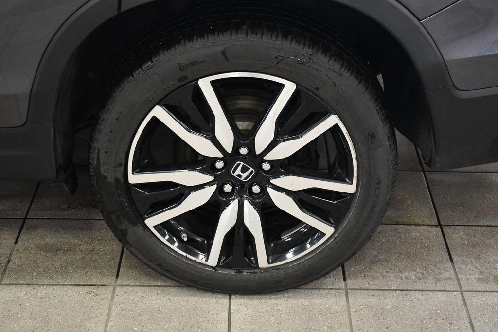 used 2020 Honda Pilot car, priced at $23,550