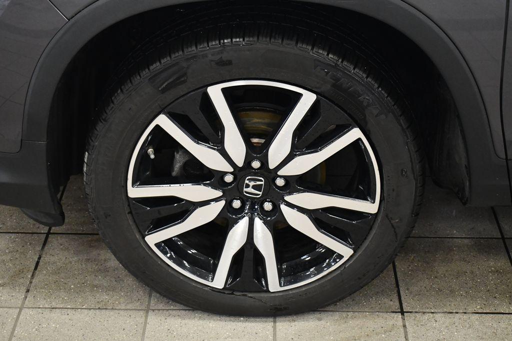 used 2020 Honda Pilot car, priced at $23,550