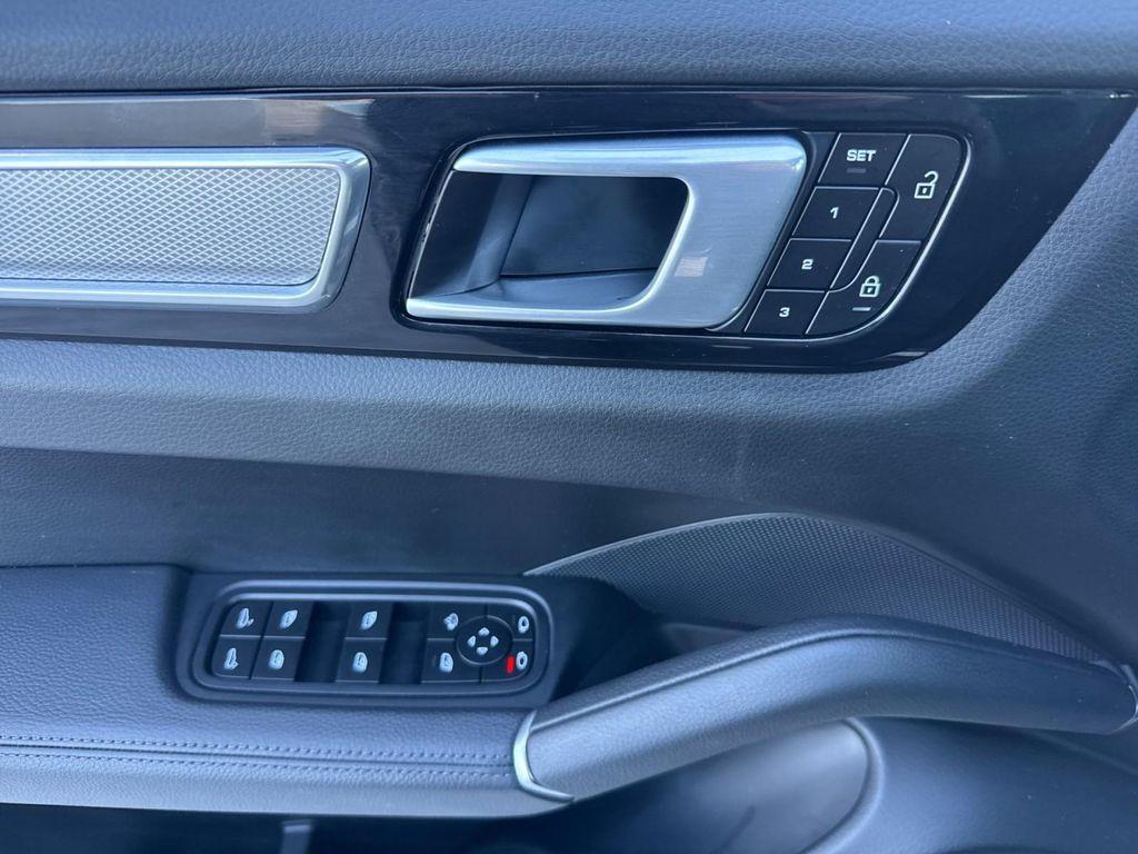 used 2022 Porsche Cayenne car, priced at $43,892
