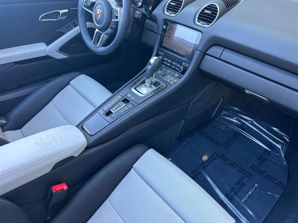 used 2025 Porsche 718 Boxster car