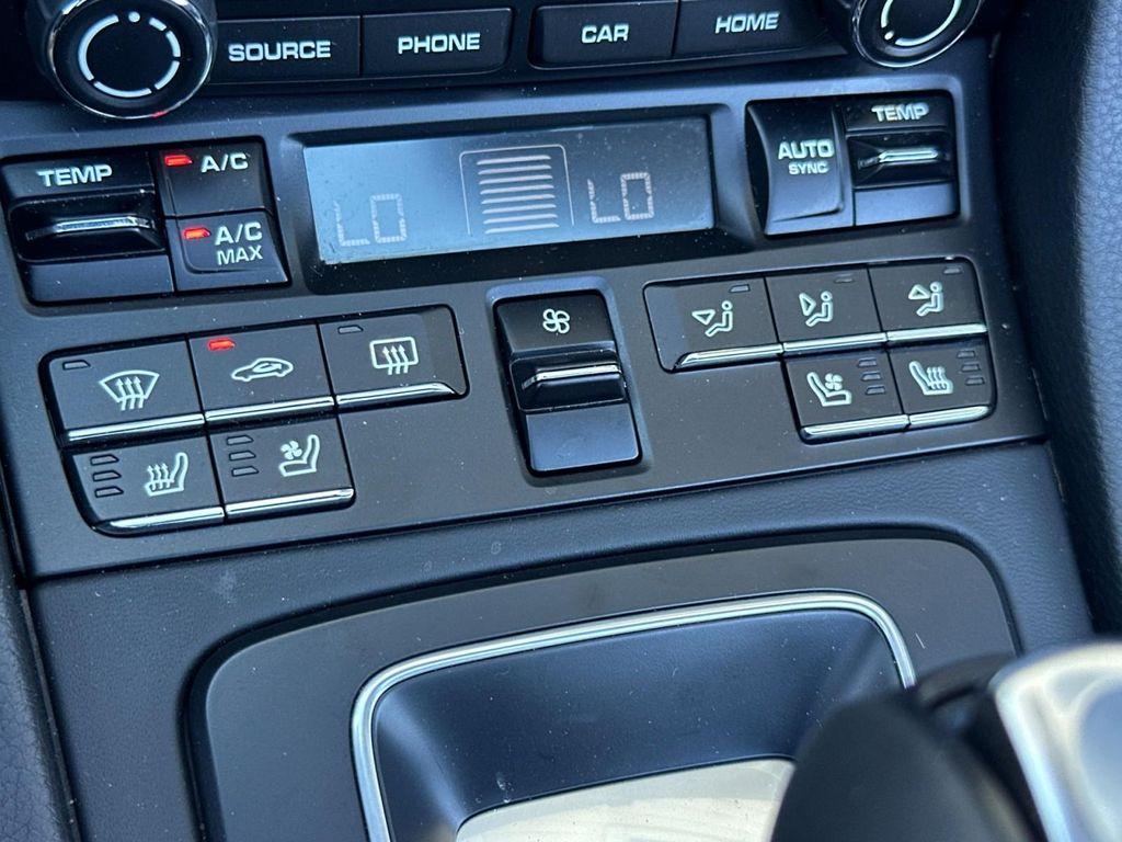 used 2025 Porsche 718 Boxster car