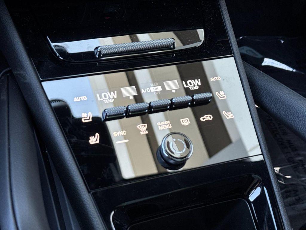 new 2026 Porsche Cayenne car, priced at $106,130