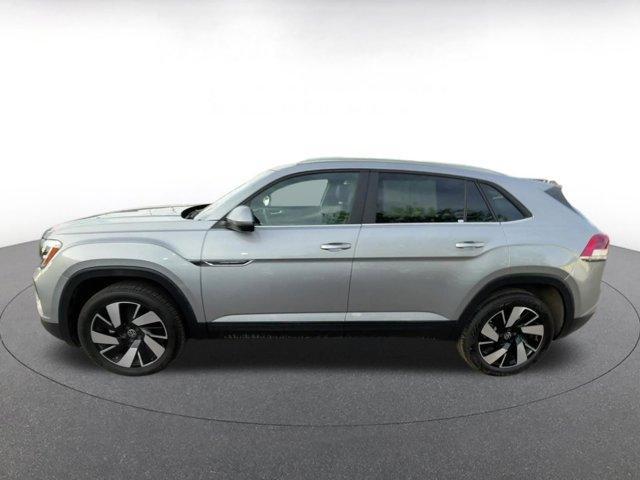 used 2025 Volkswagen Atlas Cross Sport car, priced at $27,187