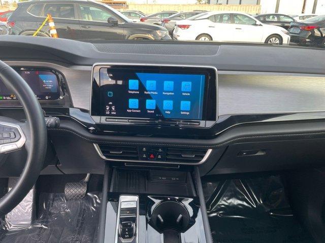 used 2025 Volkswagen Atlas Cross Sport car, priced at $27,187