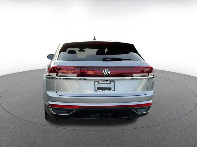 used 2025 Volkswagen Atlas Cross Sport car, priced at $27,187