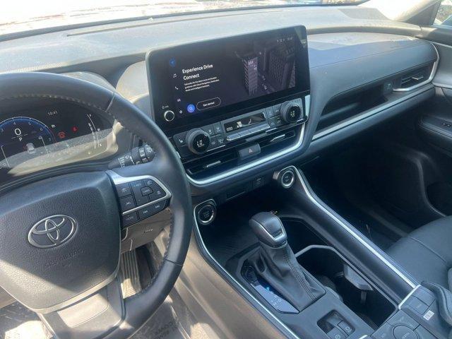 used 2025 Toyota Grand Highlander car, priced at $42,884
