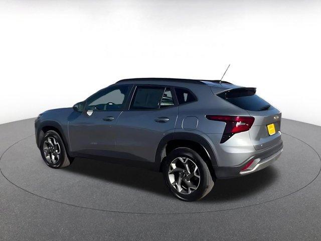 used 2025 Chevrolet Trax car, priced at $19,225
