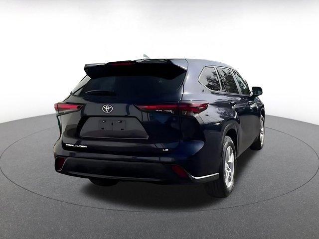 used 2025 Toyota Highlander car, priced at $34,817