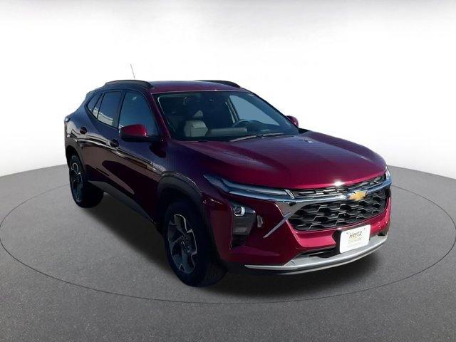 used 2025 Chevrolet Trax car, priced at $19,062