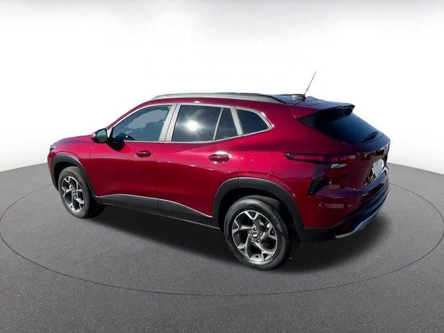 used 2025 Chevrolet Trax car, priced at $19,062