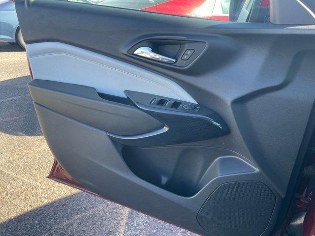 used 2025 Chevrolet Trax car, priced at $19,062