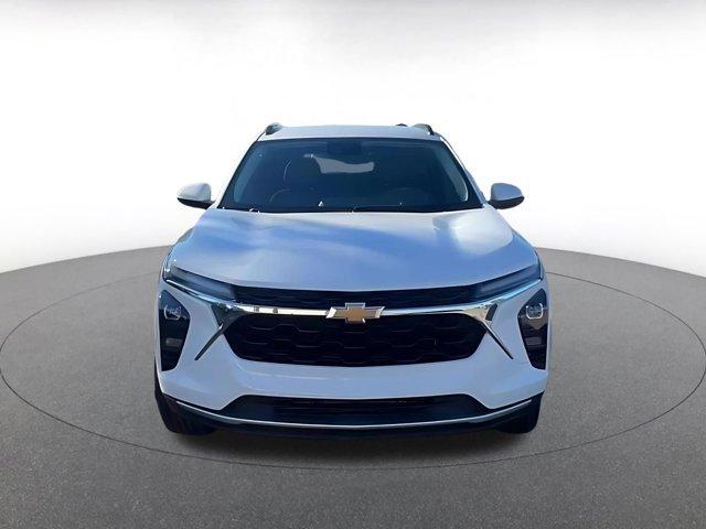 used 2025 Chevrolet Trax car, priced at $18,809