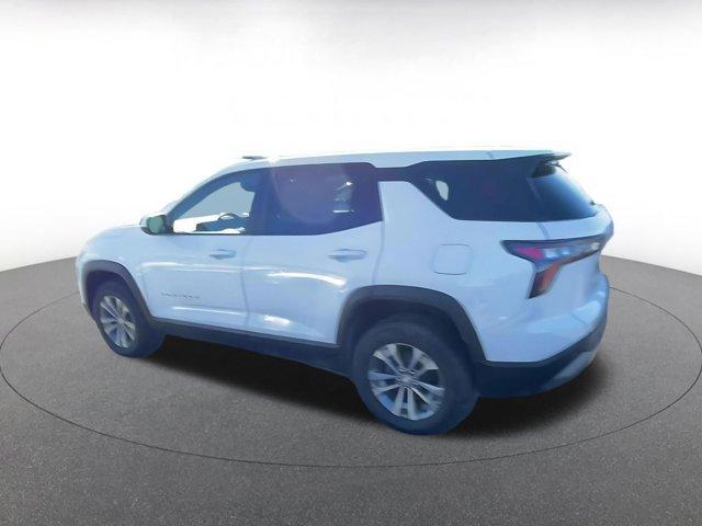 used 2025 Chevrolet Equinox car, priced at $25,101