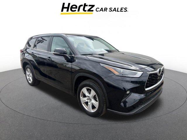 used 2025 Toyota Highlander car, priced at $36,456