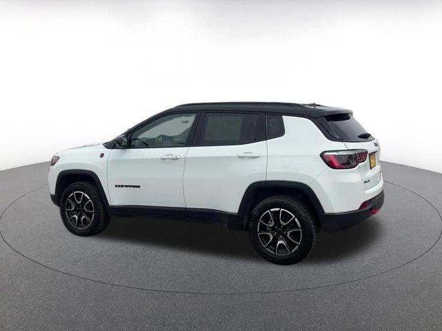 used 2025 Jeep Compass car, priced at $22,618