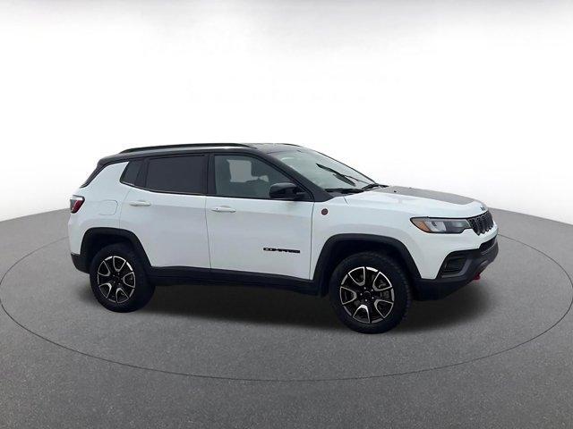 used 2025 Jeep Compass car, priced at $22,618