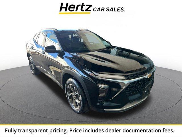used 2025 Chevrolet Trax car, priced at $19,990