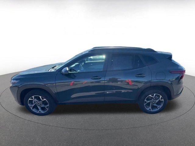 used 2025 Chevrolet Trax car, priced at $19,026