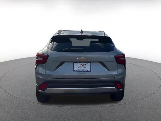 used 2025 Chevrolet Trax car, priced at $19,899