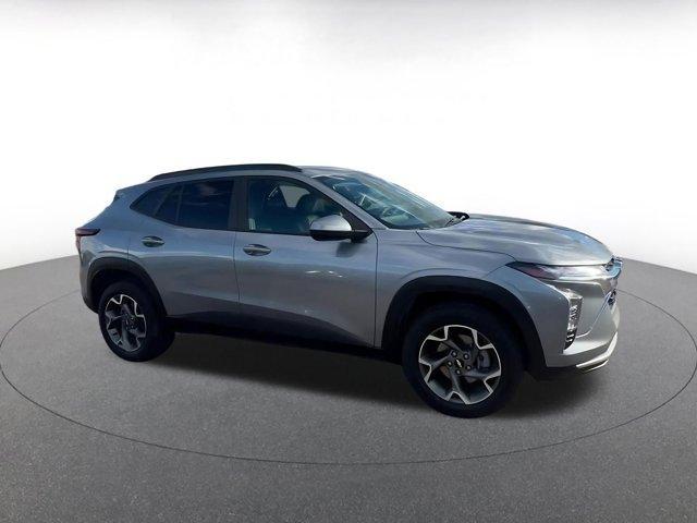 used 2025 Chevrolet Trax car, priced at $19,899