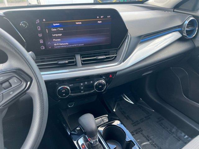 used 2025 Chevrolet Trax car, priced at $19,899