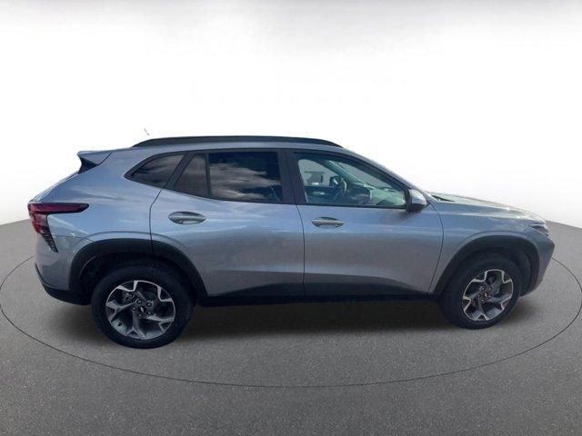 used 2025 Chevrolet Trax car, priced at $19,899