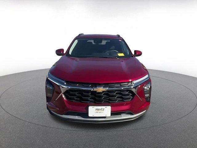 used 2025 Chevrolet Trax car, priced at $19,225