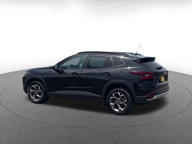 used 2025 Chevrolet Trax car, priced at $19,101