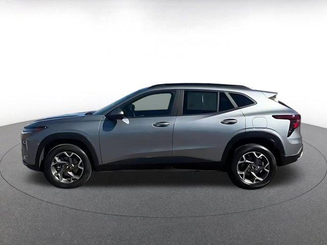 used 2025 Chevrolet Trax car, priced at $19,276