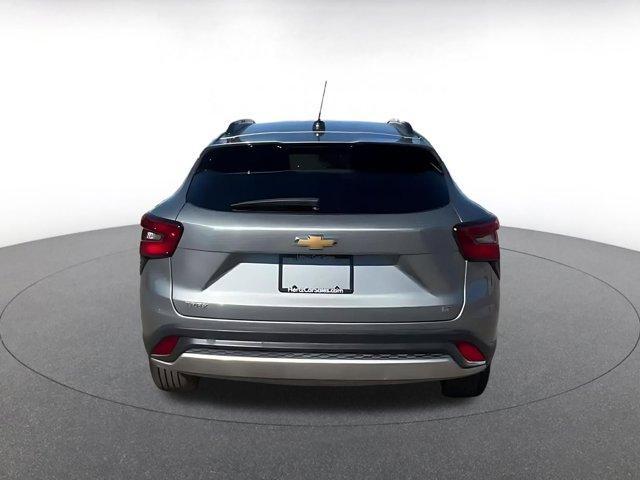 used 2025 Chevrolet Trax car, priced at $19,276