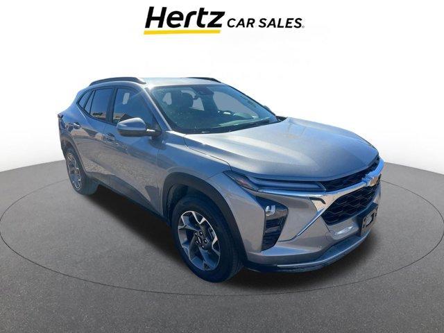 used 2025 Chevrolet Trax car, priced at $19,276