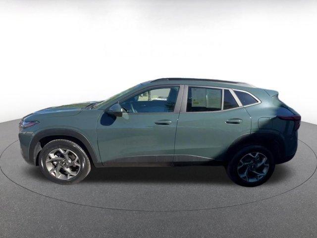 used 2025 Chevrolet Trax car, priced at $19,002