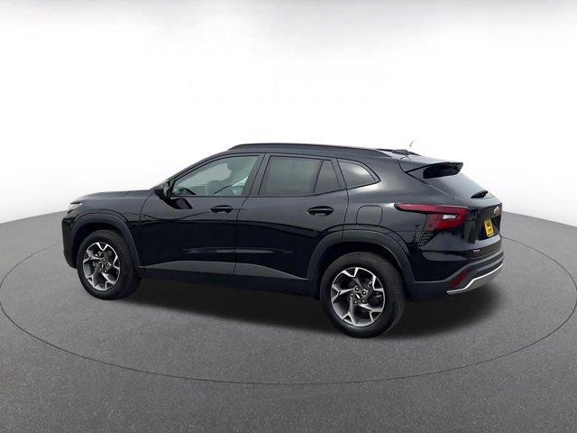 used 2025 Chevrolet Trax car, priced at $19,002