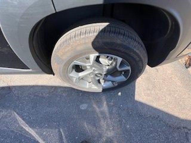 used 2025 Chevrolet Trax car, priced at $20,037